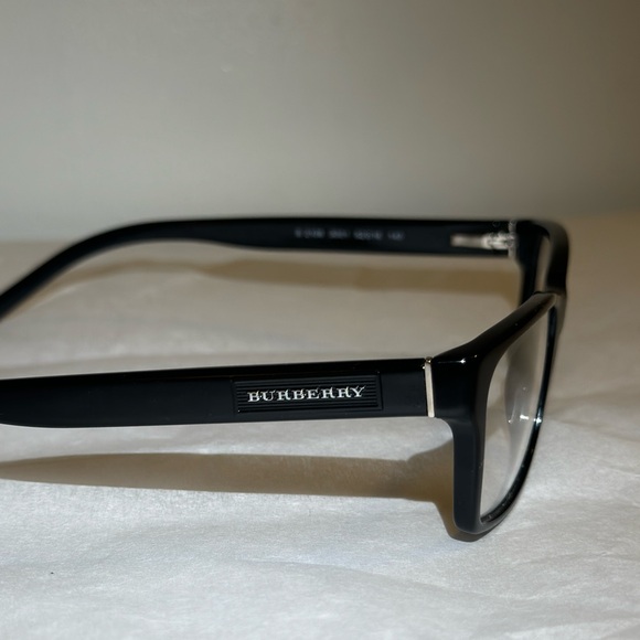 Authentic BURBERRY Eyeglasses - Picture 3 of 7